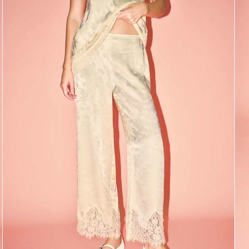 Reformation Carolina Ivory Jacquard Silk Set - Picture 5 of 5